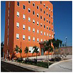 Fachada_del hotel_City_Express_“Junior”_by_Marriott_Merida_Altabrisa