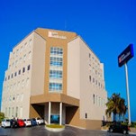 Fachada_del hotel_Hilton_Garden_Inn_Boca_del_río_Veracruz