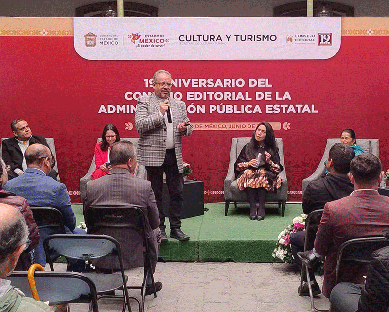 Participantes al Foro.