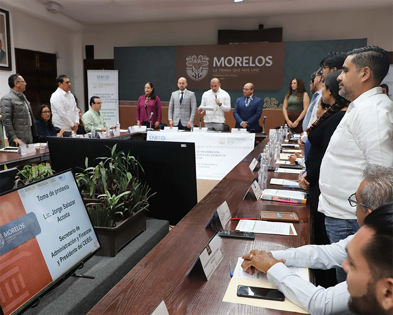 participantes y asistentes.