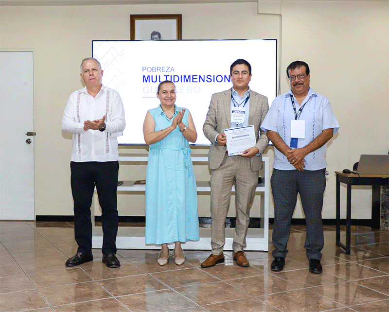 participantes y asistentes.