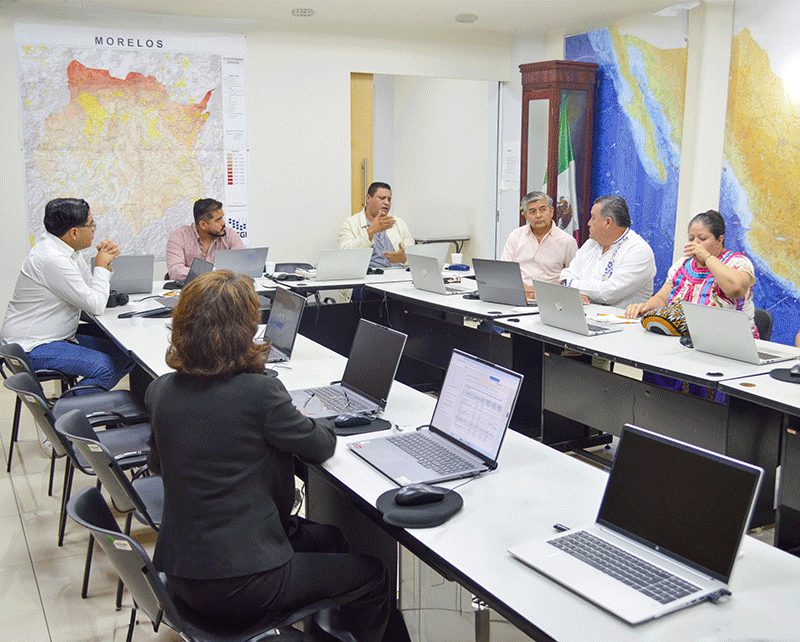  asistentes al evento.
