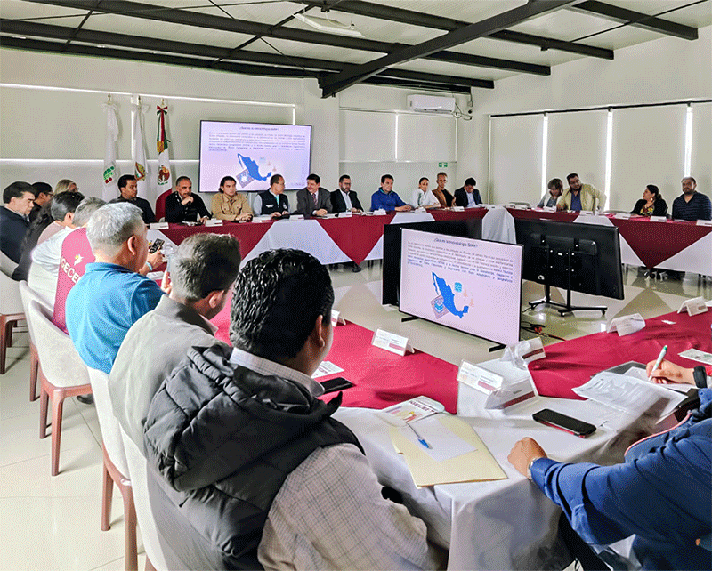  integrantes del Comité y personas invitadas. 